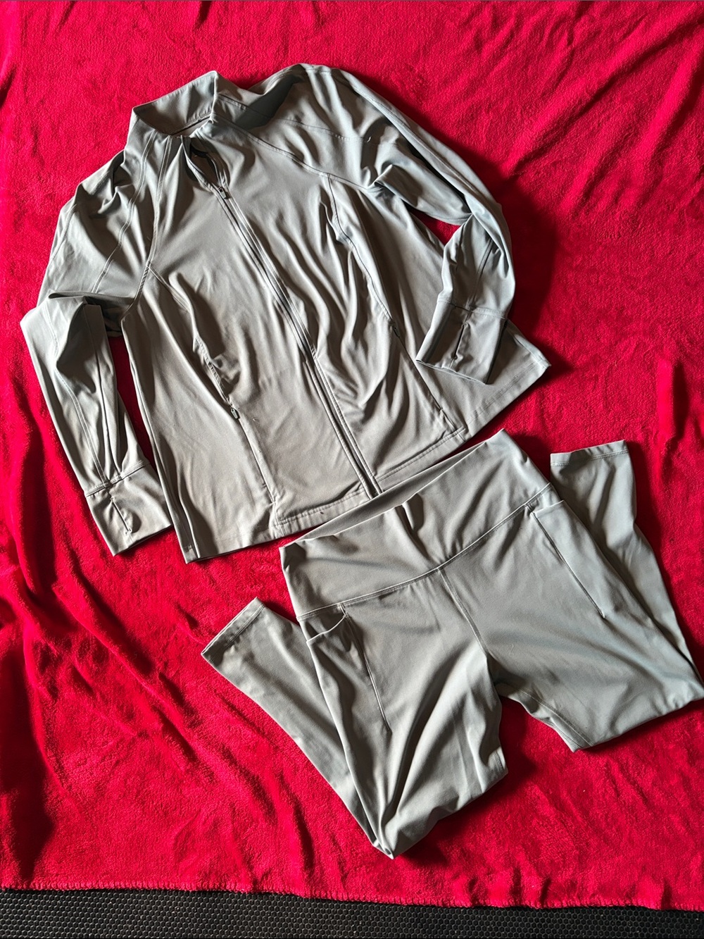 Avia Light Gray Full-Zip SoftSculpt Jacket & Pants